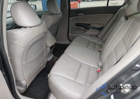 2010 Honda Accord 2.4 Ex-L z USA, uszkodzony, nr VIN 1HGCP2F89AA151160